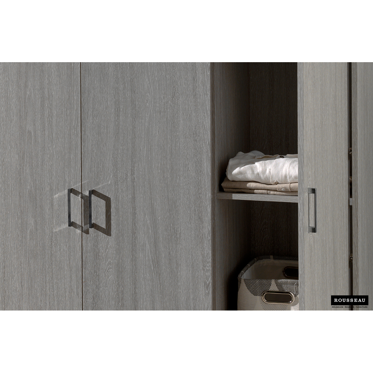 Kleerkast 'Ray' 3 Deuren Grijze Eik (180x120x54cm)