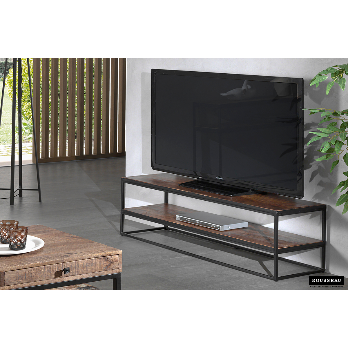 Tv-meubel 'Madeira' Mangolia (125x40x35cm)