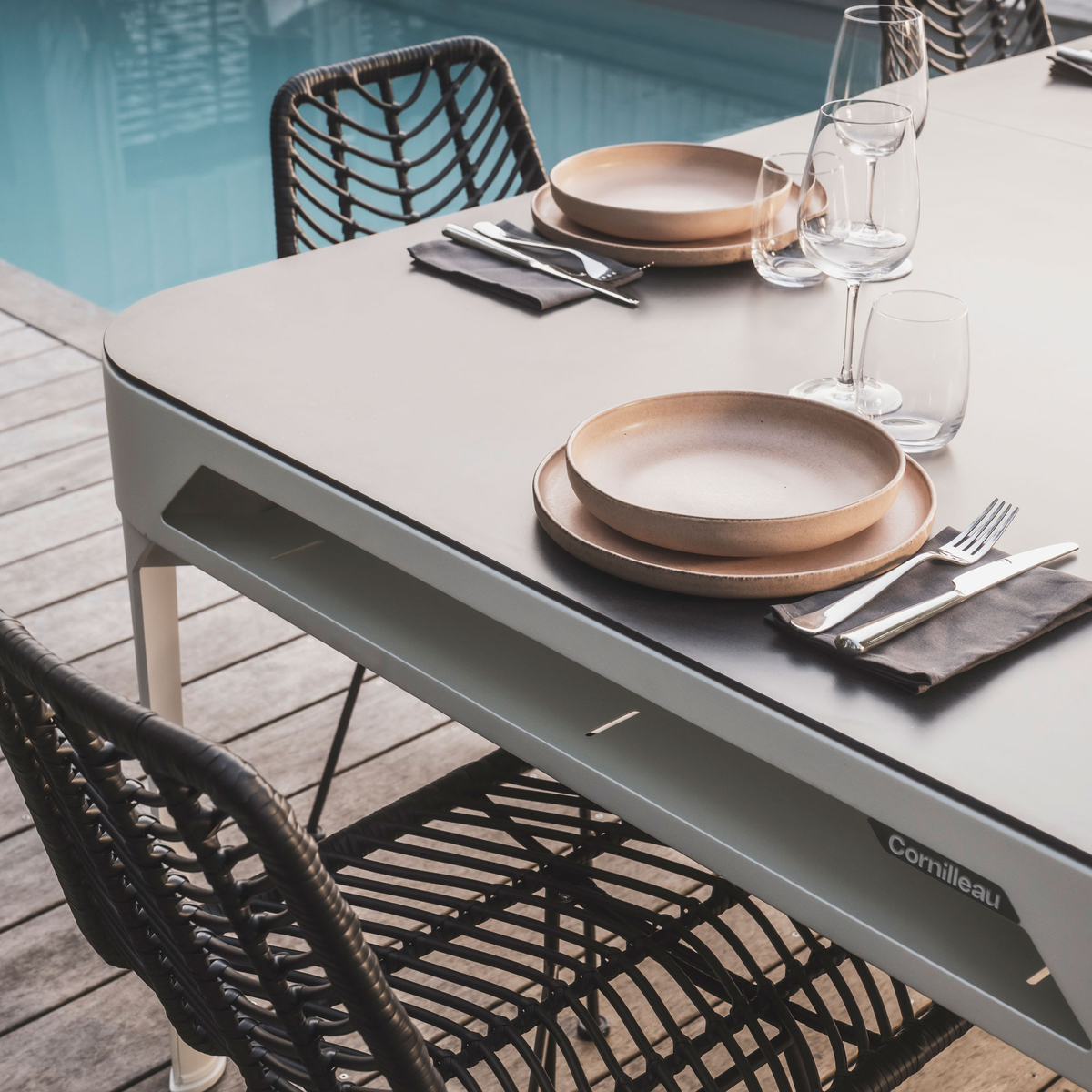 Cornilleau Hyphen Outdoor Pooltafel Wit / Lichtgrijs
