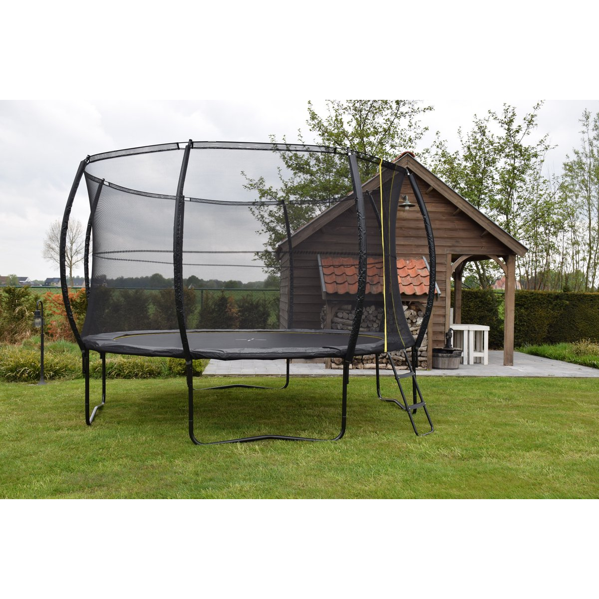 FLY Base 366 Zwart Trampoline + Safety Net 