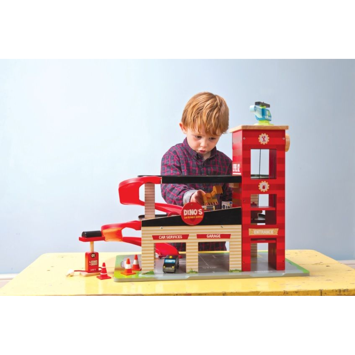 Le toy van dino's red garage 2025