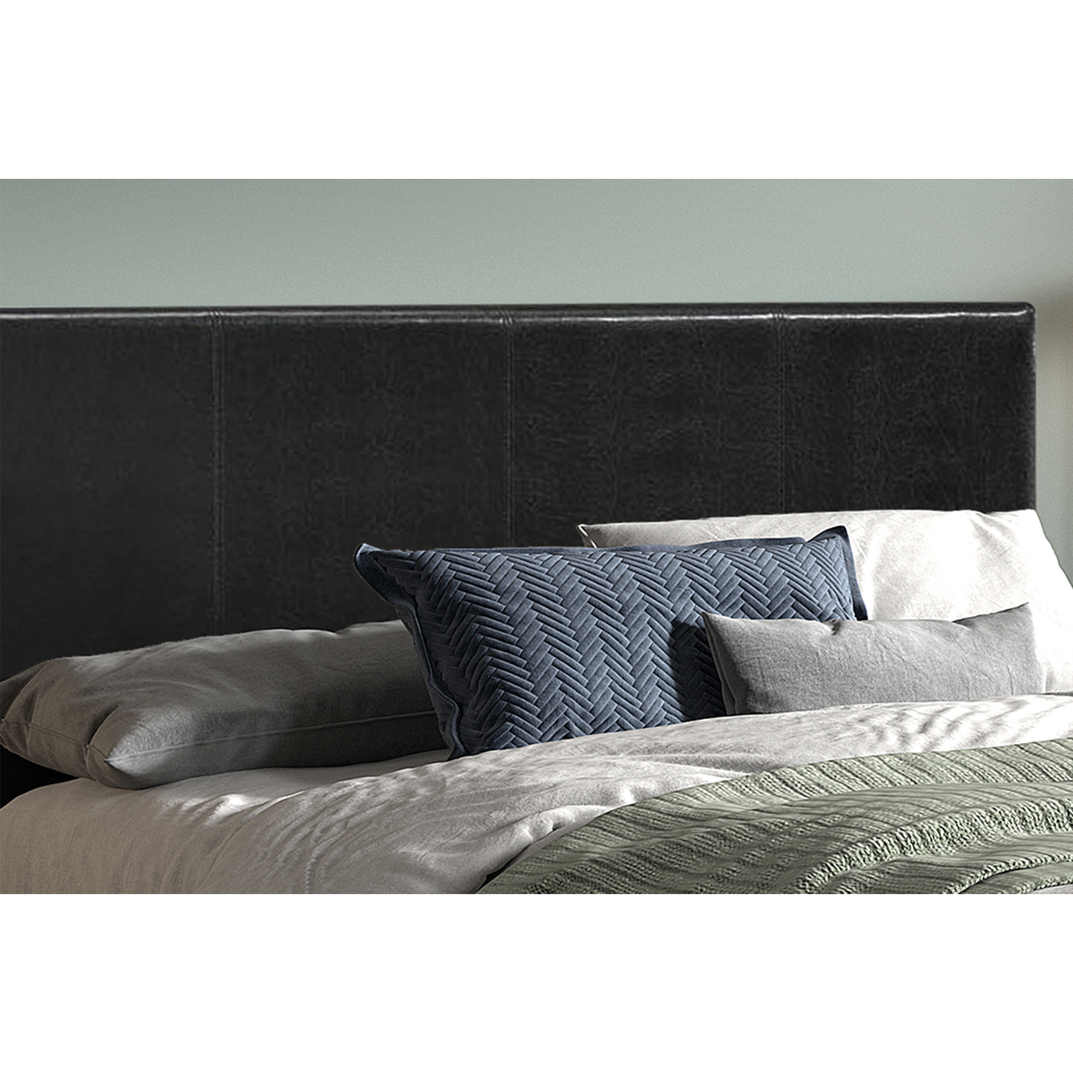 Interiax George Bed - Zwart PU Leder - 140x200 cm - Inclusief Lattenbodem