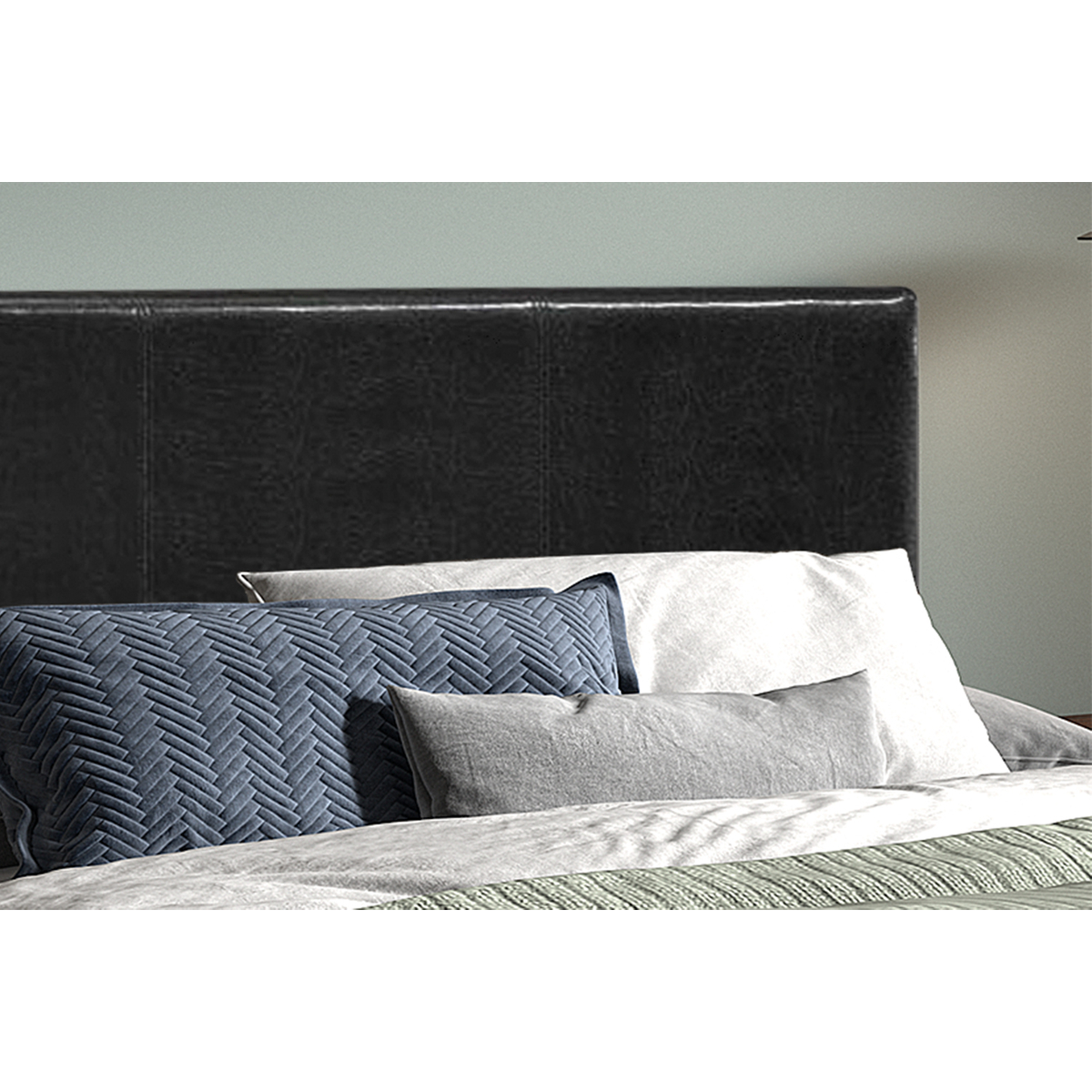 Interiax George Bed - Zwart PU Leder - 160x200 cm - Inclusief Lattenbodem