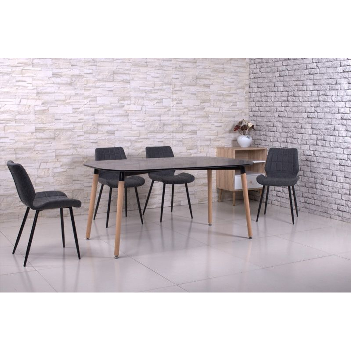 Tafel 'Evi' 120x80 Zwart mat 