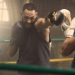 Gants de boxe Reebok or/noir 12 oz miniature